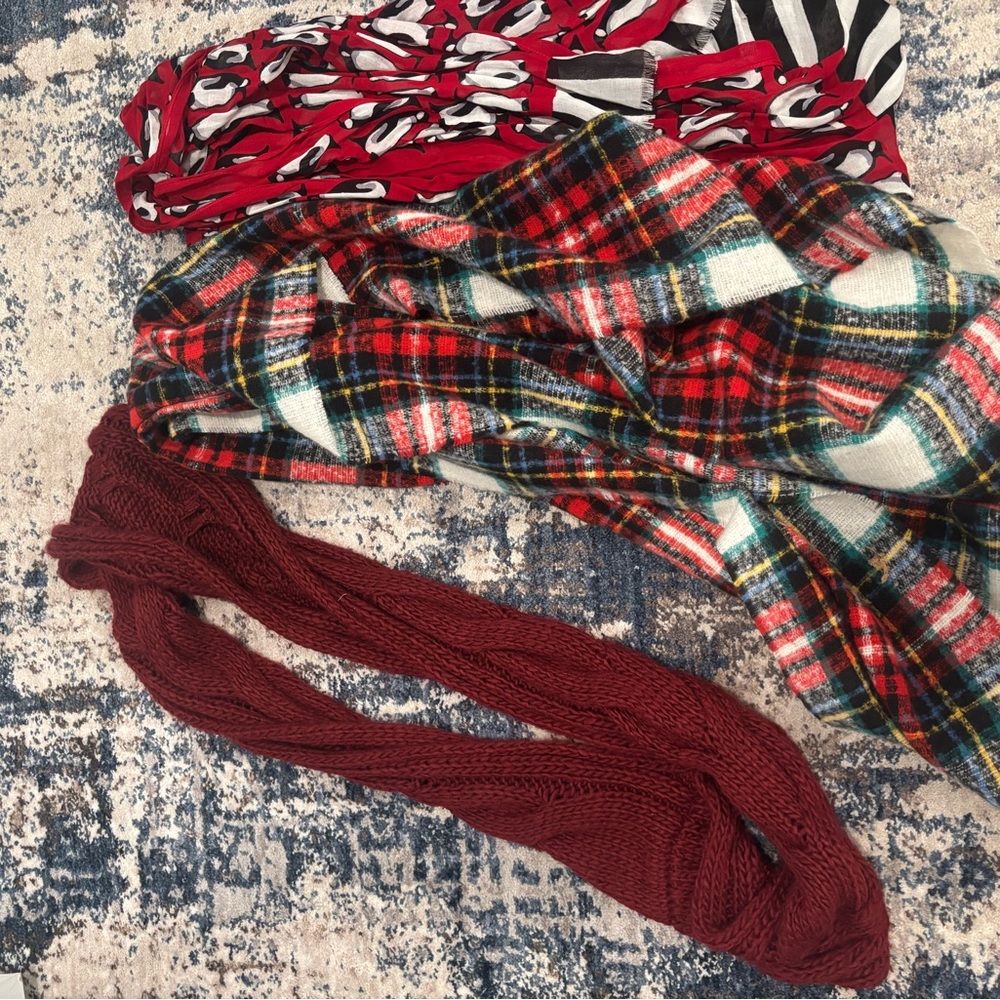 3 red scarves